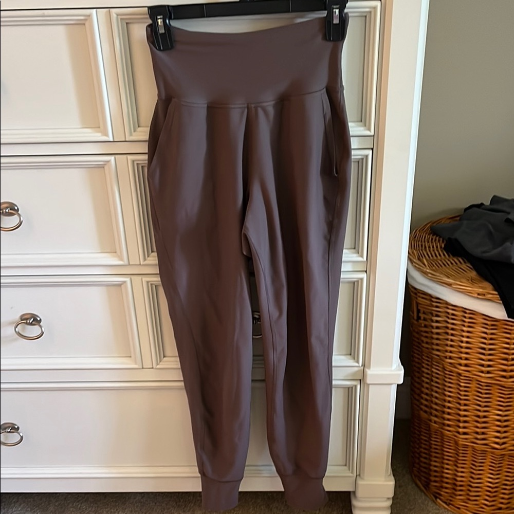 High-Waisted Brown high rise power soft jogger Women's Pants